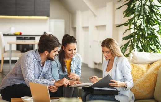 People discussing vehicle purchase
